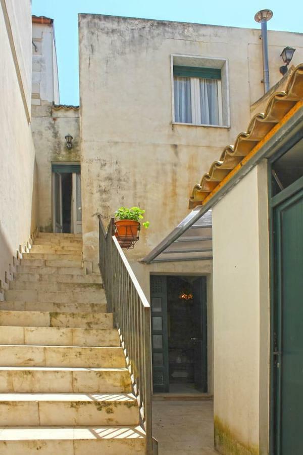 Dimora Vera Chiaramonte Gulfi Exterior foto